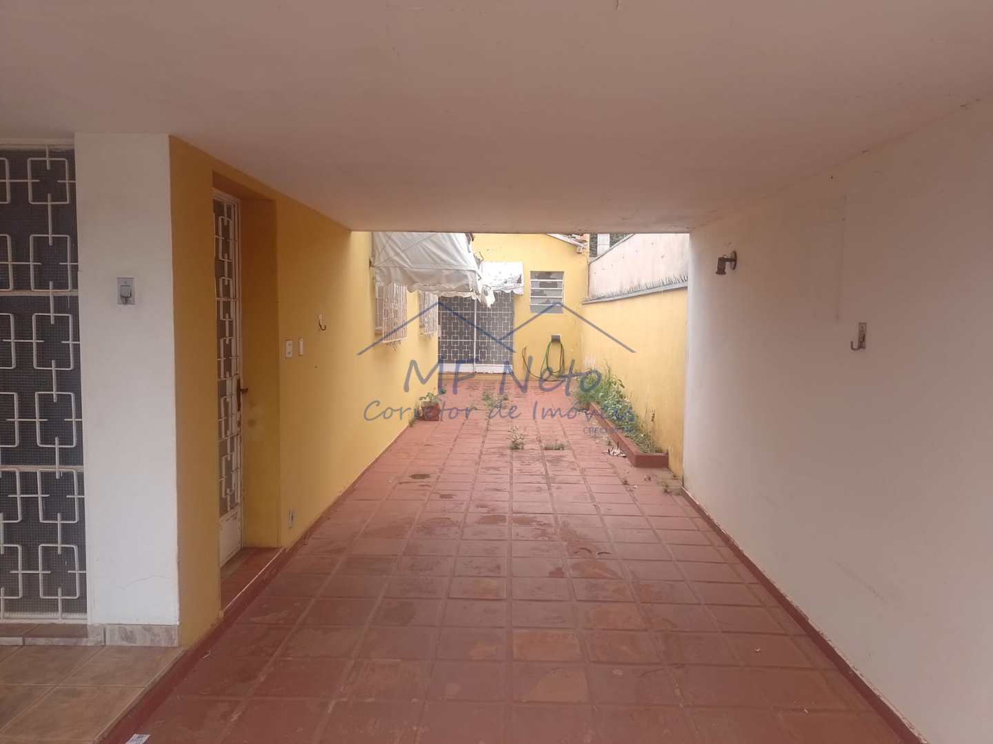 Casa à venda com 3 quartos, 740m² - Foto 4