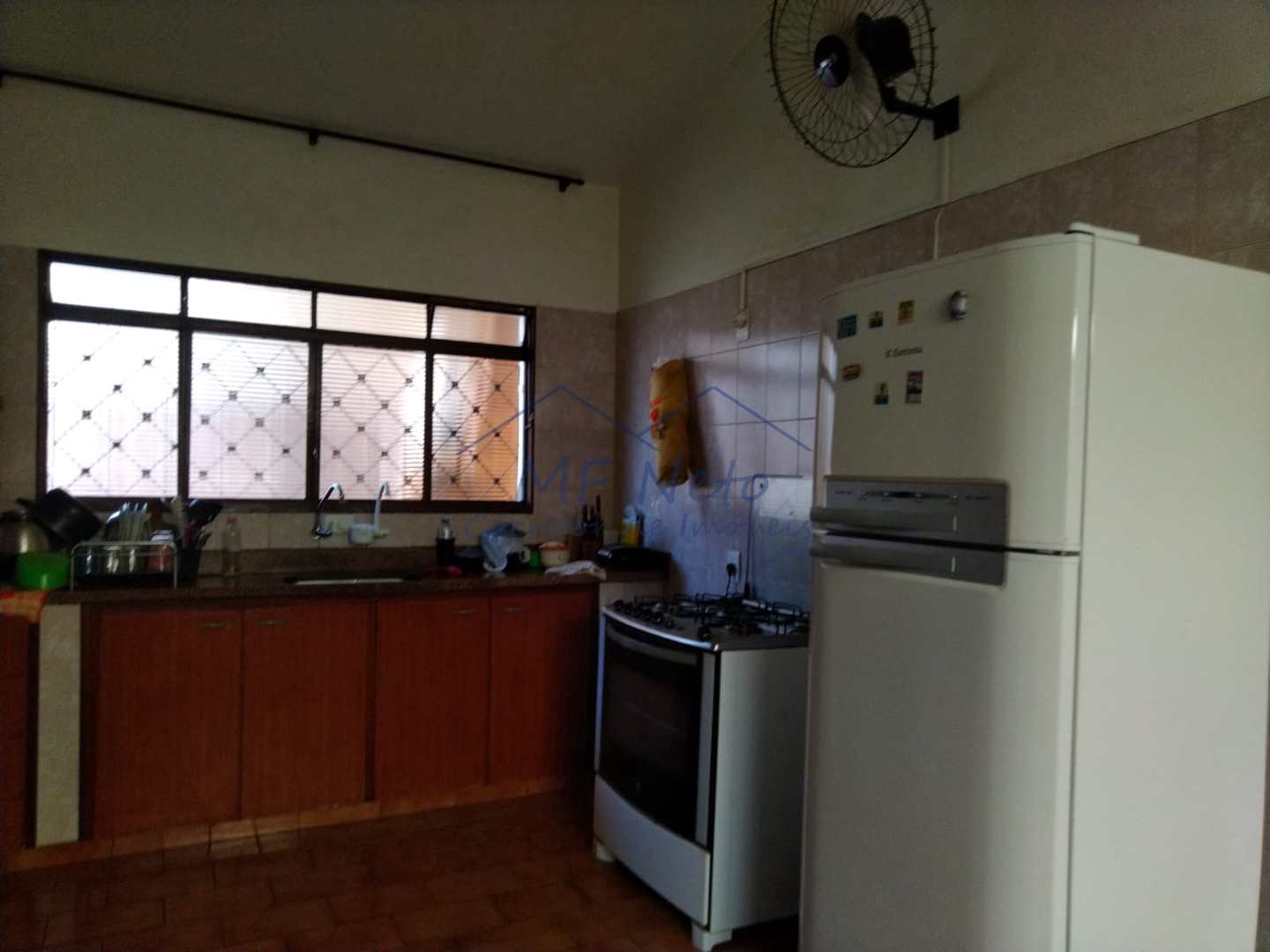 Casa à venda com 3 quartos, 250m² - Foto 8