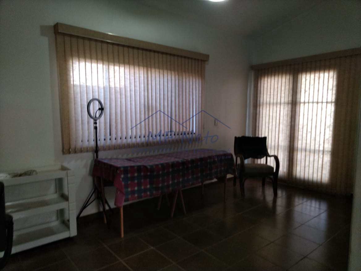 Casa à venda com 3 quartos, 250m² - Foto 5