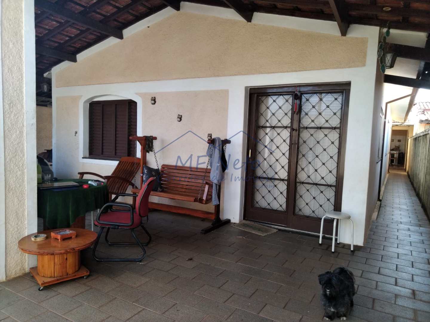 Casa à venda com 3 quartos, 250m² - Foto 2