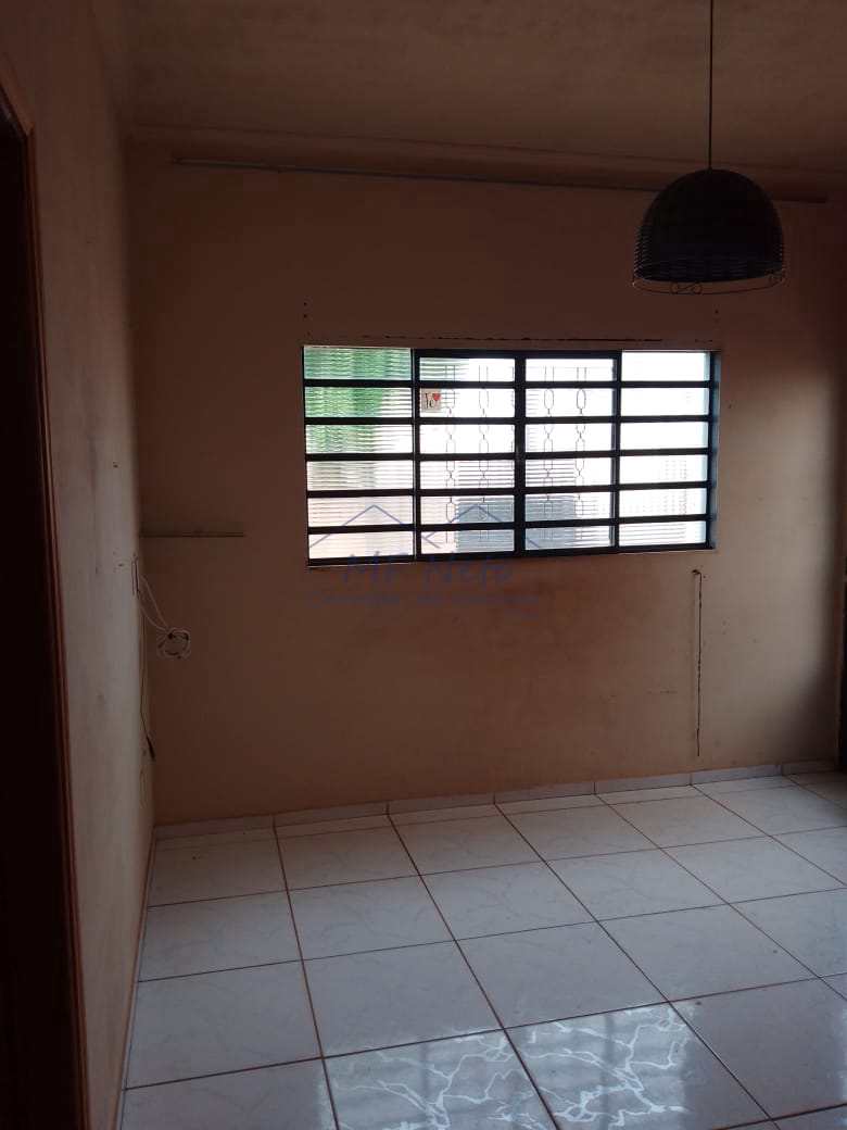 Casa à venda com 3 quartos, 360m² - Foto 2