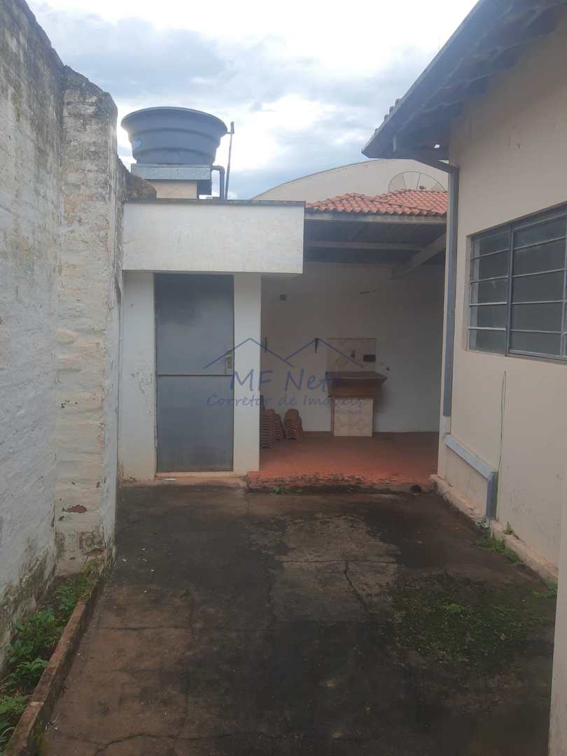 Casa à venda com 3 quartos, 258m² - Foto 26