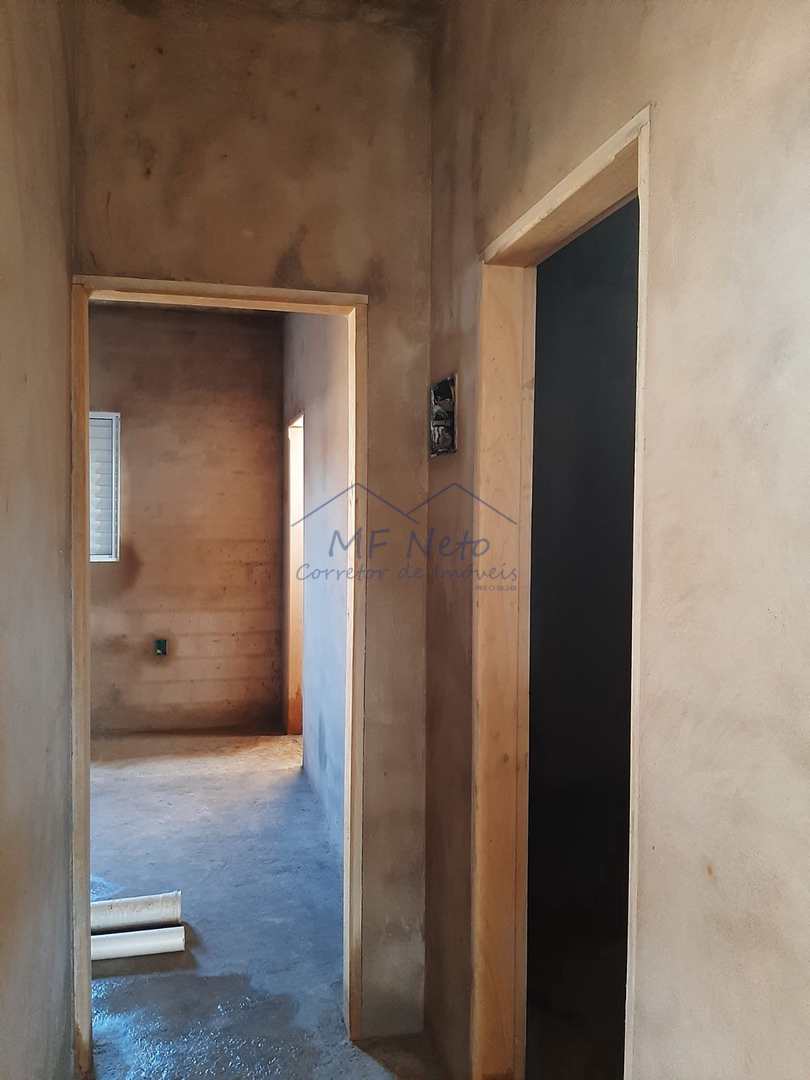 Casa à venda com 2 quartos, 250m² - Foto 9