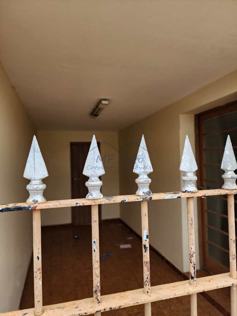 Casa à venda com 3 quartos, 360m² - Foto 3