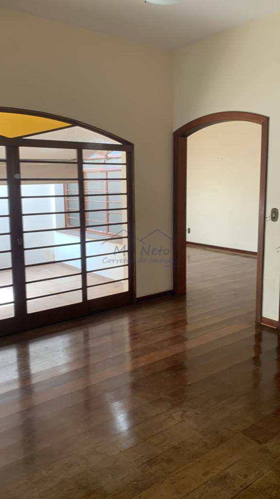 Casa à venda com 3 quartos, 1189m² - Foto 8