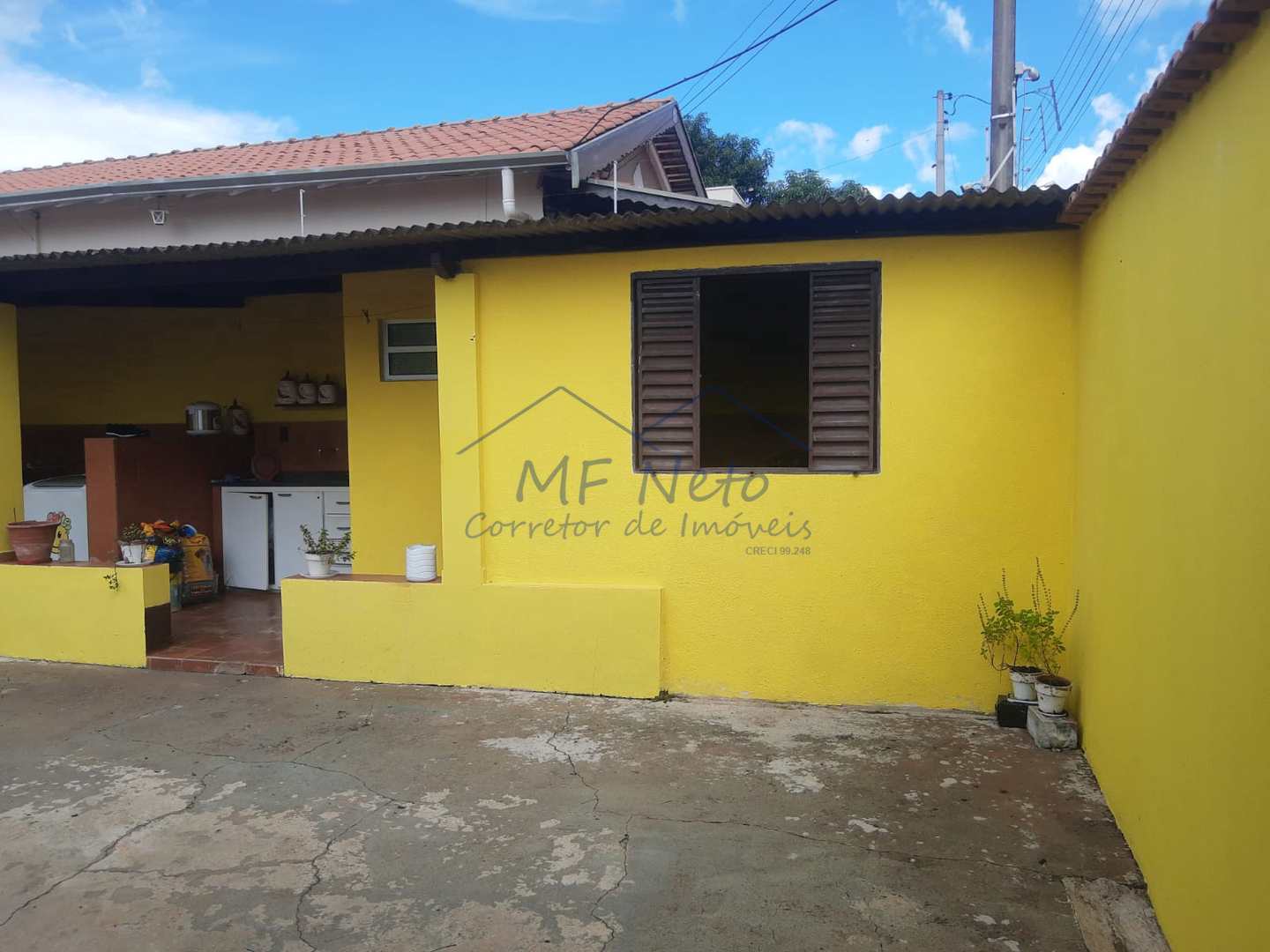 Casa à venda com 3 quartos, 250m² - Foto 2