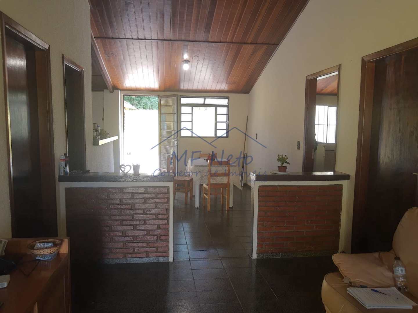 Casa à venda com 3 quartos, 250m² - Foto 11