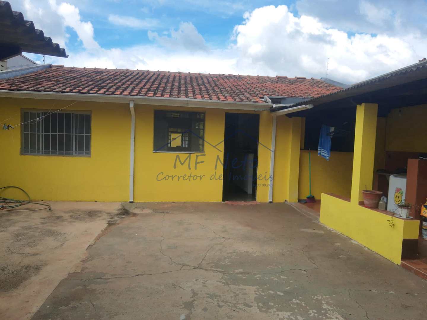 Casa à venda com 3 quartos, 250m² - Foto 3