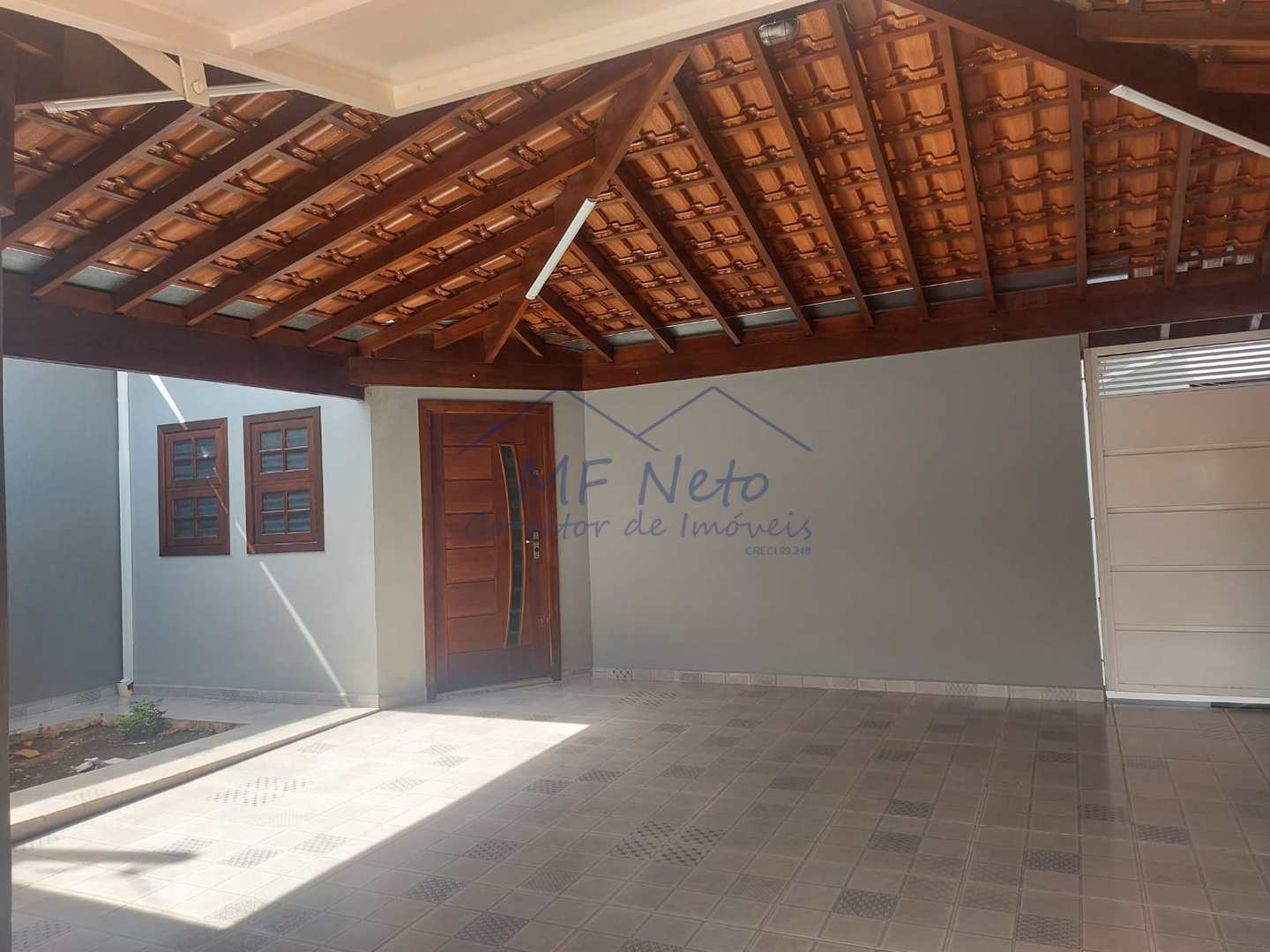 Casa à venda com 3 quartos, 287m² - Foto 2