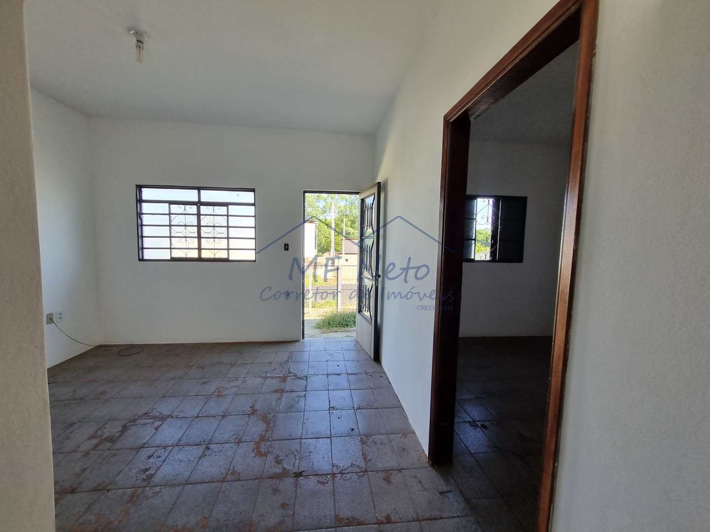 Casa à venda com 2 quartos, 435m² - Foto 9