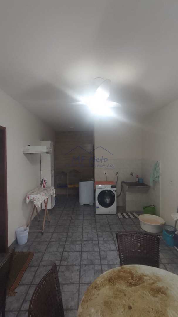 Casa à venda com 3 quartos, 330m² - Foto 31