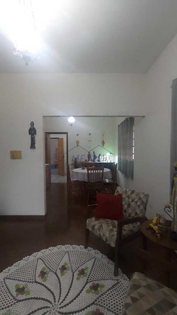 Casa à venda com 3 quartos, 330m² - Foto 18