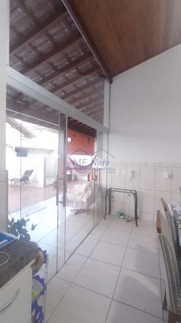 Casa à venda com 3 quartos, 330m² - Foto 38