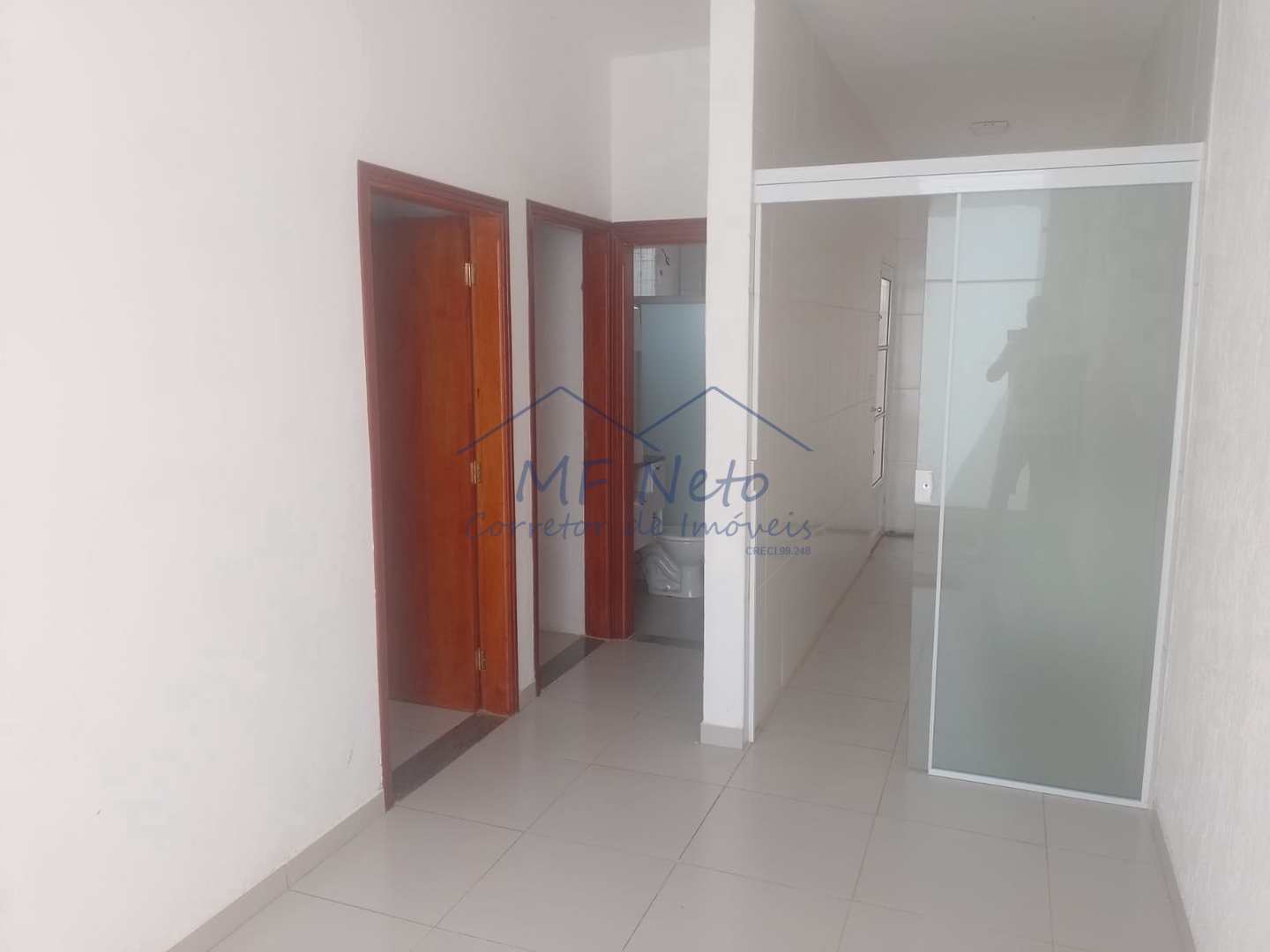 Casa à venda com 2 quartos, 250m² - Foto 9