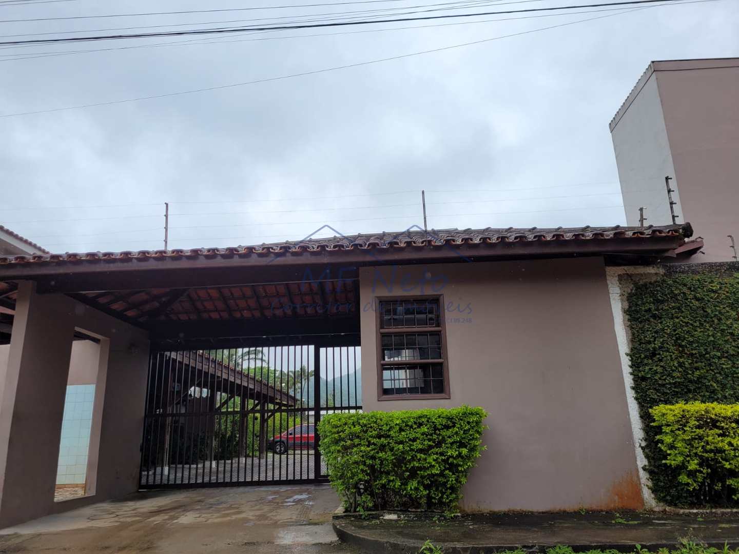 Casa à venda com 2 quartos, 64m² - Foto 2