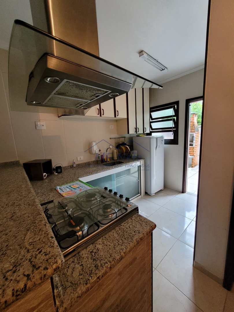 Casa à venda com 2 quartos, 64m² - Foto 19