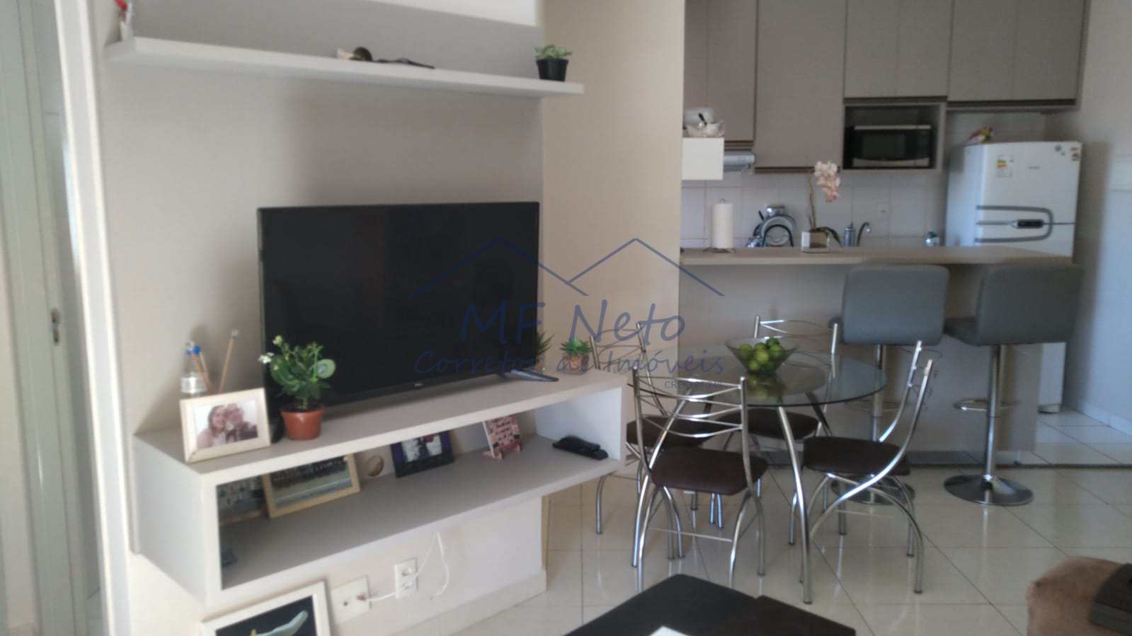 Apartamento à venda com 2 quartos, 55m² - Foto 1