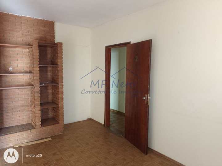 Casa à venda com 3 quartos, 210m² - Foto 11