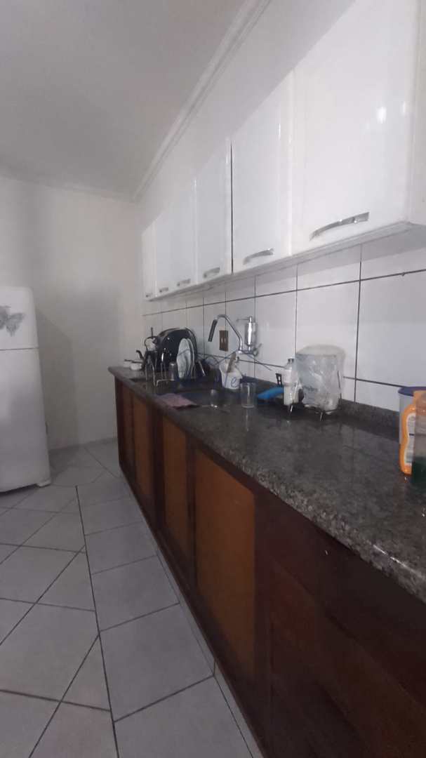 Casa à venda com 2 quartos, 250m² - Foto 21