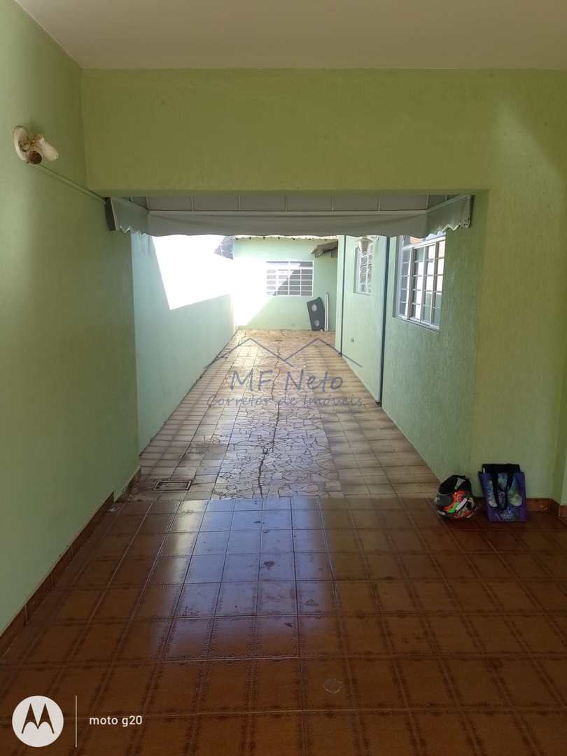 Casa à venda com 3 quartos, 300m² - Foto 24