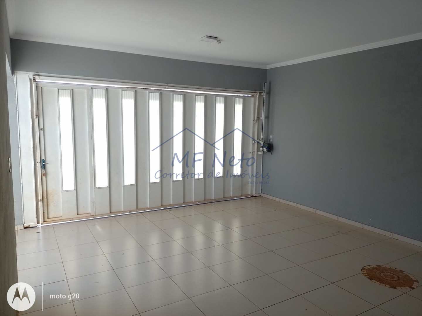 Casa à venda com 3 quartos, 290m² - Foto 2