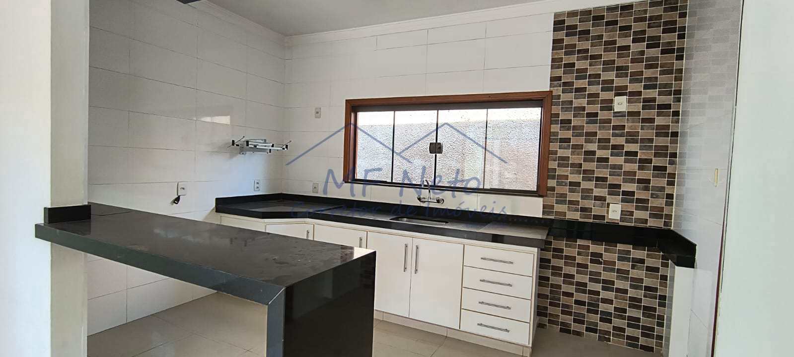 Casa à venda com 2 quartos, 308m² - Foto 41