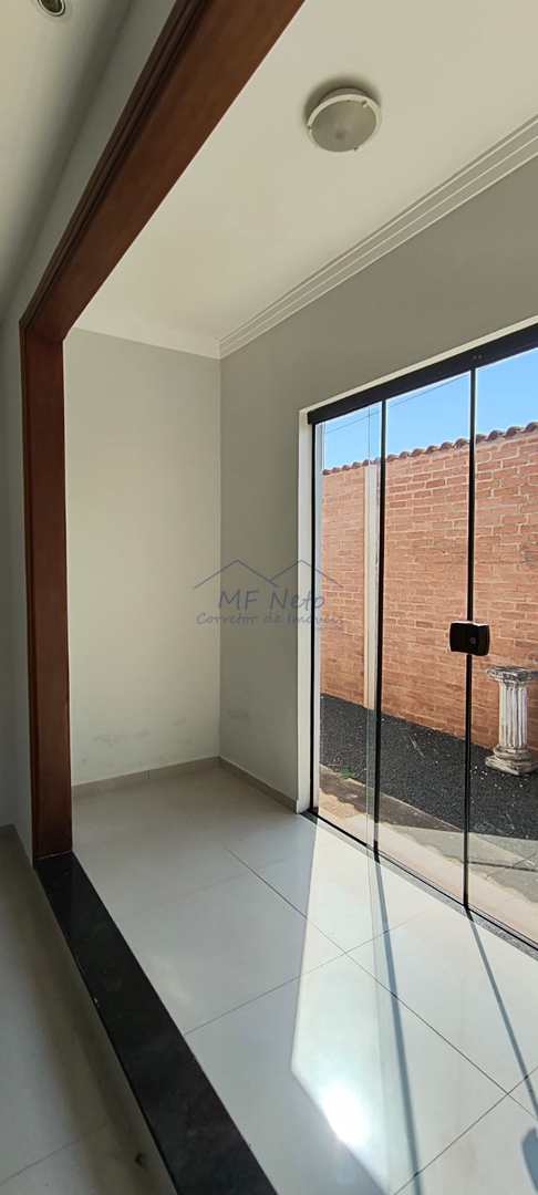 Casa à venda com 2 quartos, 308m² - Foto 13