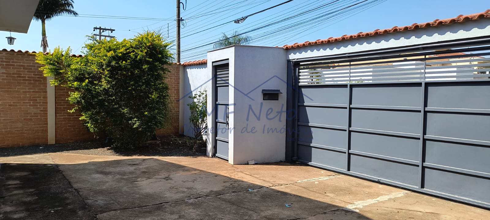 Casa à venda com 2 quartos, 308m² - Foto 2