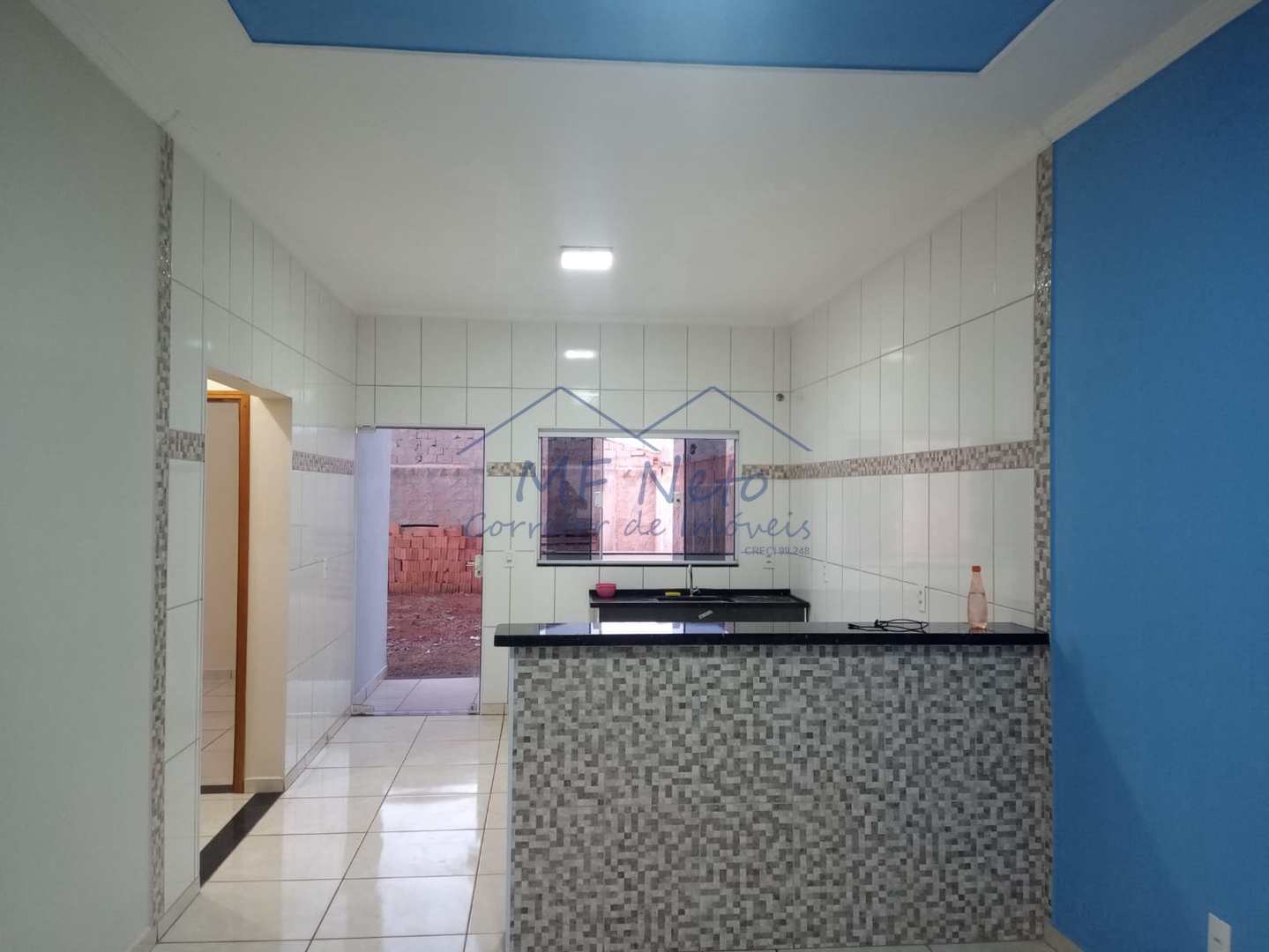 Casa à venda com 2 quartos, 180m² - Foto 2