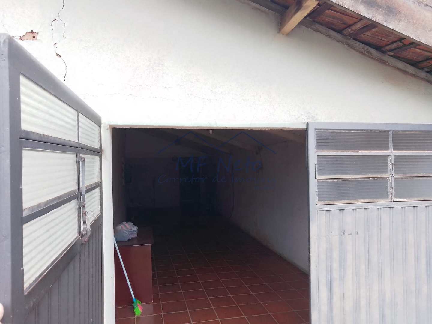 Casa à venda com 3 quartos, 300m² - Foto 3