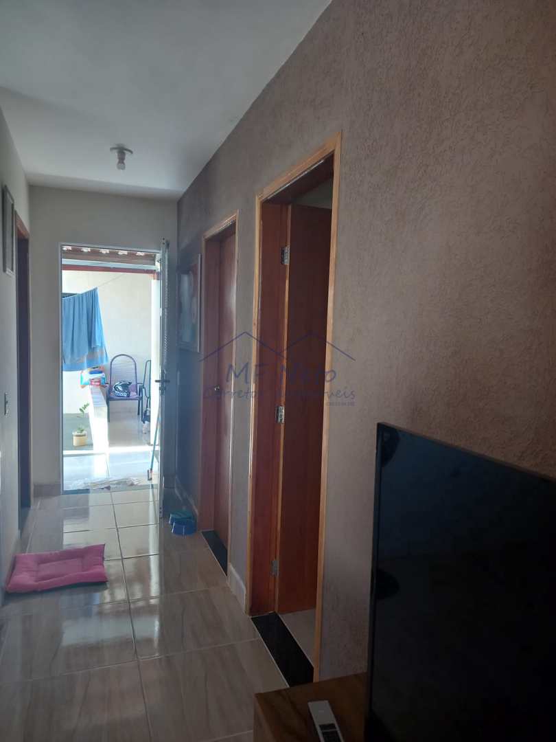 Casa à venda com 2 quartos, 200m² - Foto 9