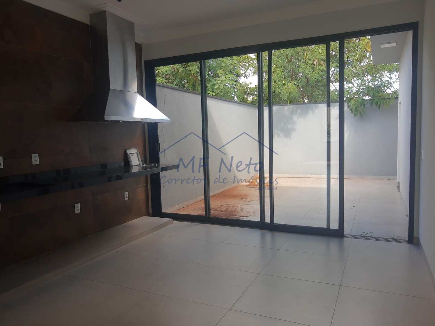 Casa de Condomínio à venda com 3 quartos, 250m² - Foto 8