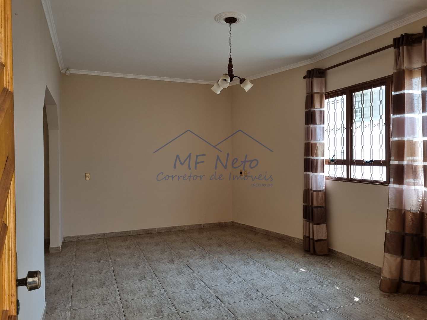 Casa à venda com 3 quartos, 360m² - Foto 4