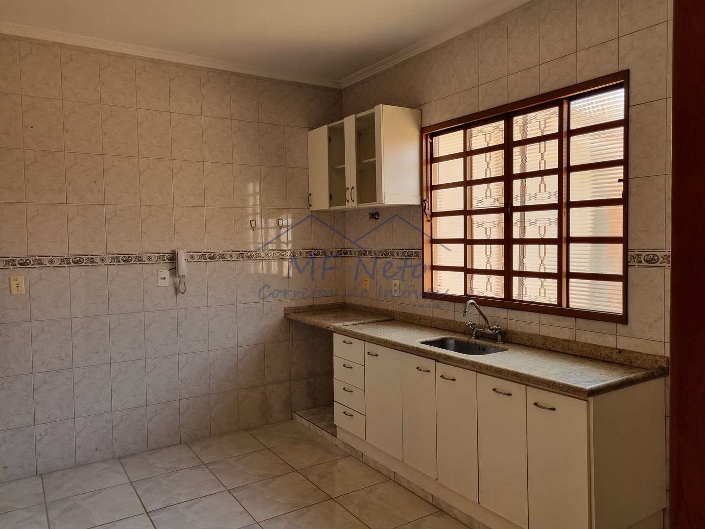 Casa à venda com 3 quartos, 360m² - Foto 35