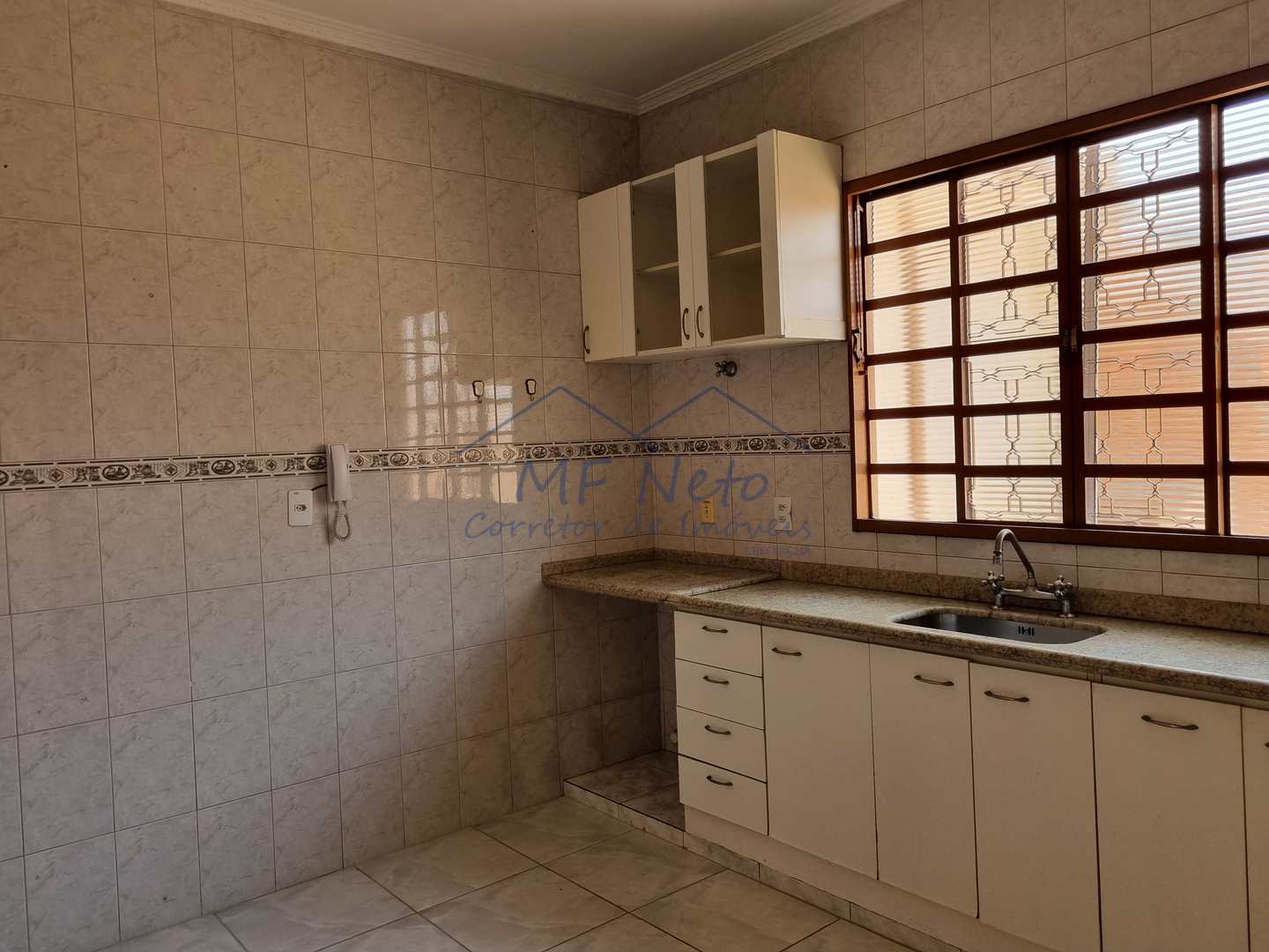 Casa à venda com 3 quartos, 360m² - Foto 15