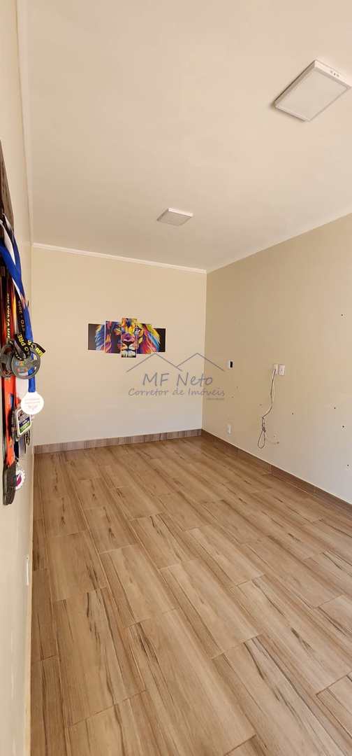 Casa à venda com 2 quartos, 388m² - Foto 5