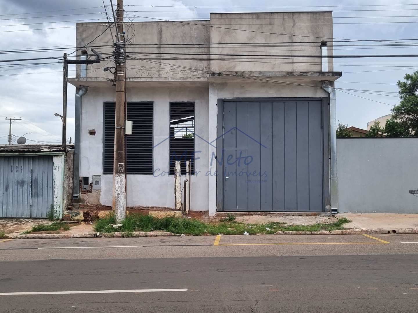 Depósito-Galpão-Armazém à venda, 300m² - Foto 1