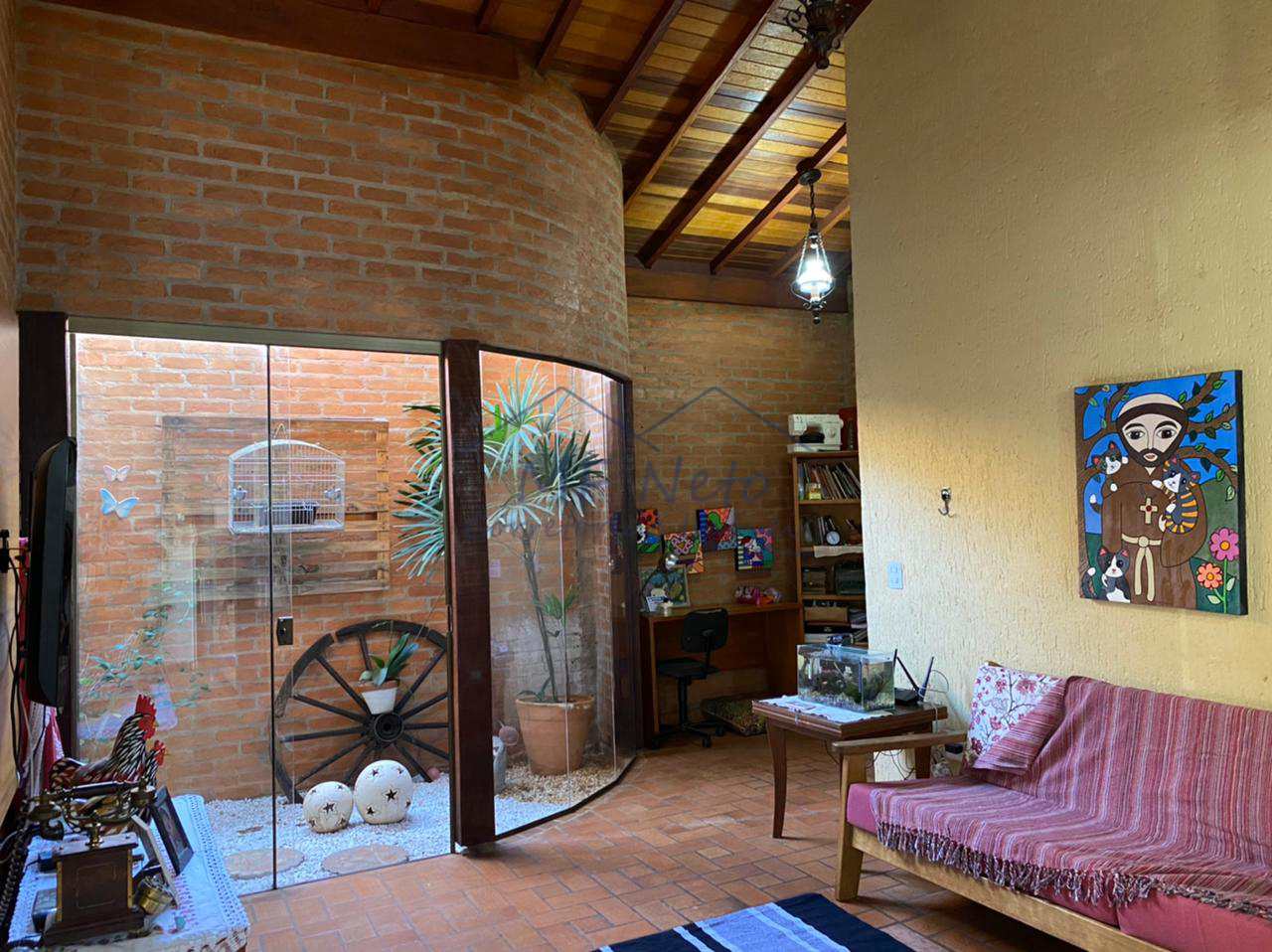 Casa à venda com 3 quartos, 251m² - Foto 9