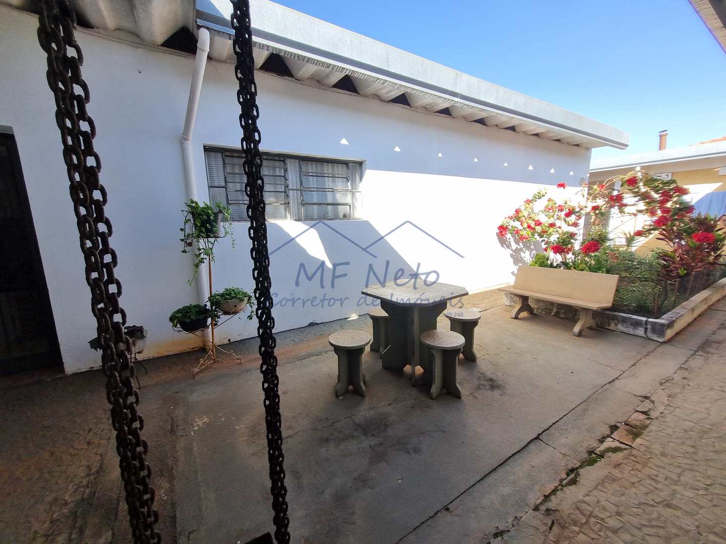 Casa à venda com 3 quartos, 341m² - Foto 6