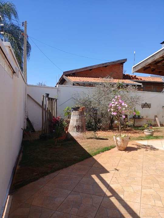 Casa à venda com 3 quartos, 265m² - Foto 18