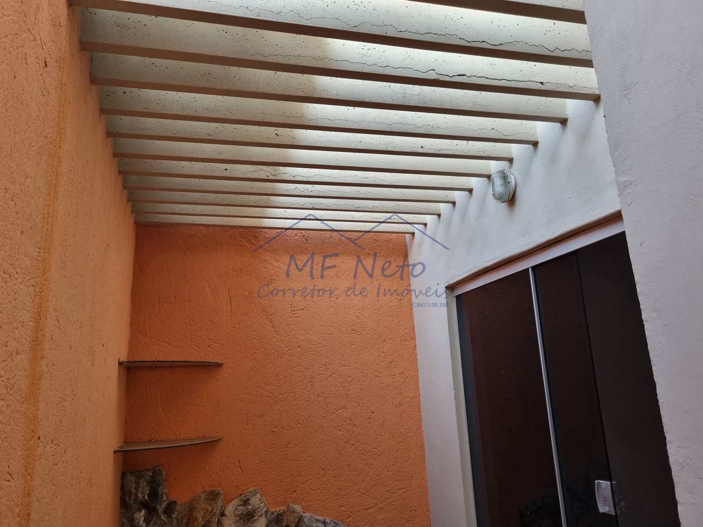 Casa à venda e aluguel com 5 quartos, 300m² - Foto 20