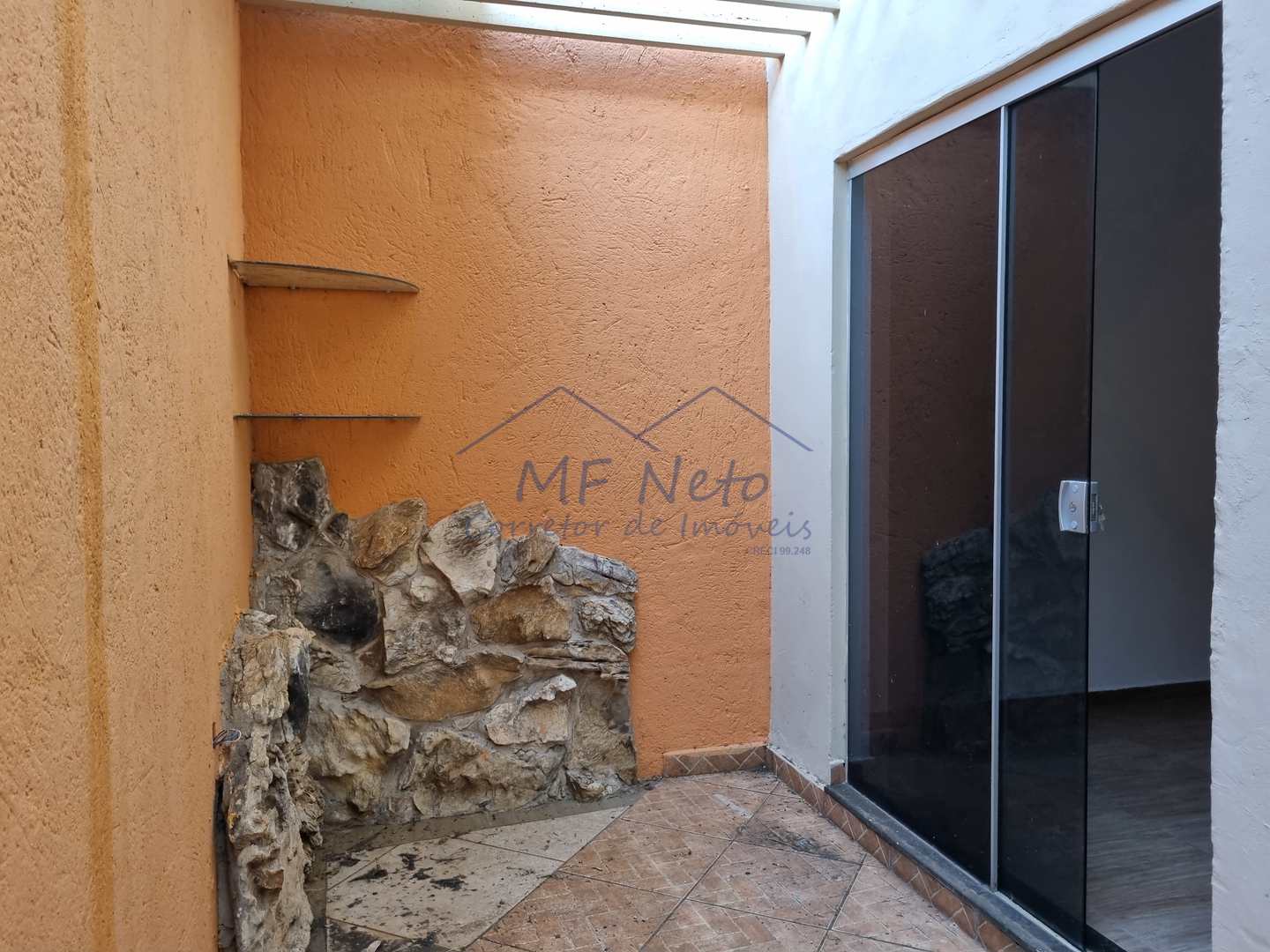 Casa à venda e aluguel com 5 quartos, 300m² - Foto 19