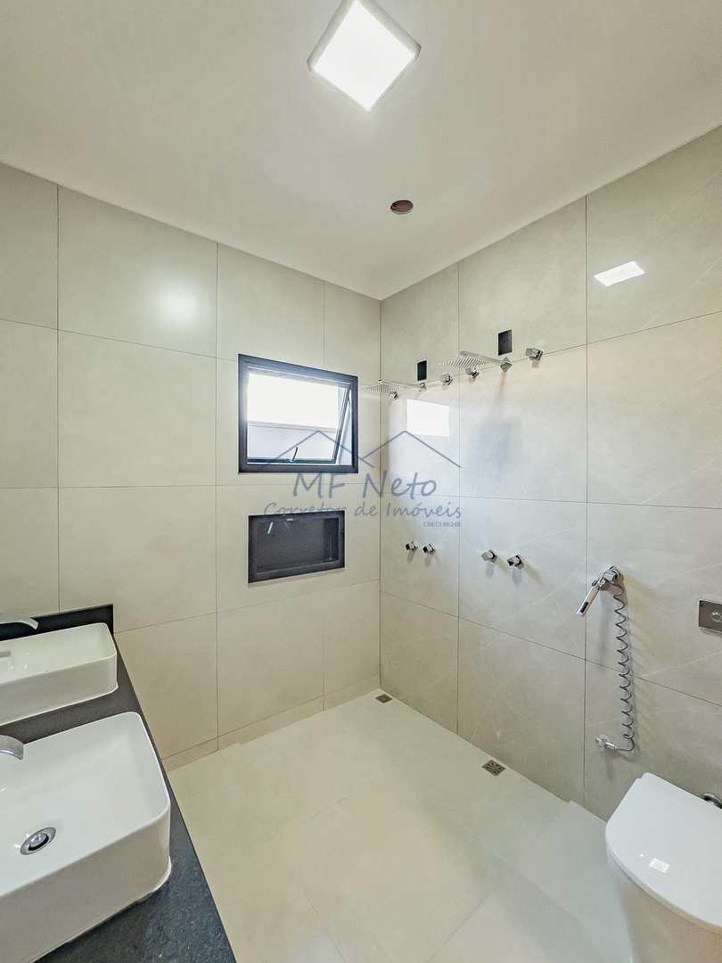 Casa de Condomínio à venda com 3 quartos, 375m² - Foto 33