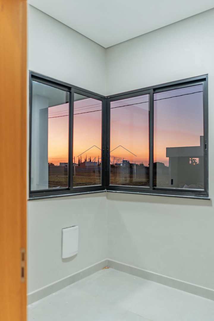 Casa de Condomínio à venda com 3 quartos, 375m² - Foto 9