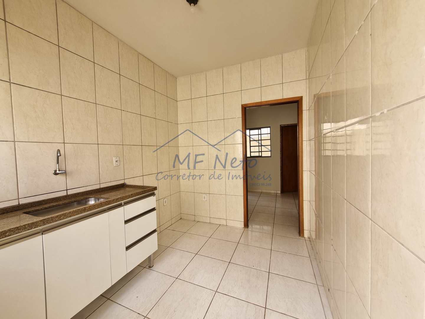 Casa para alugar com 2 quartos, 50m² - Foto 11