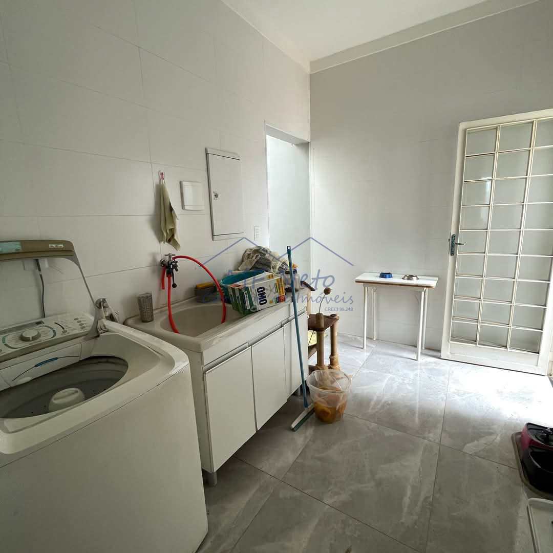 Casa de Condomínio à venda com 3 quartos, 420m² - Foto 6