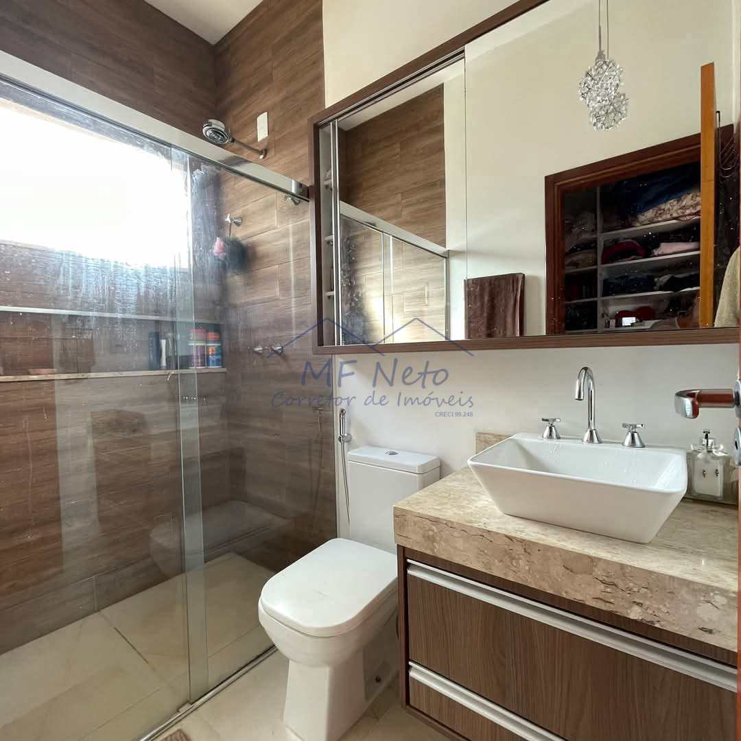 Casa de Condomínio à venda com 3 quartos, 420m² - Foto 4