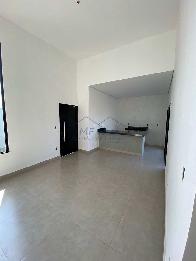 Casa à venda com 2 quartos, 250m² - Foto 4