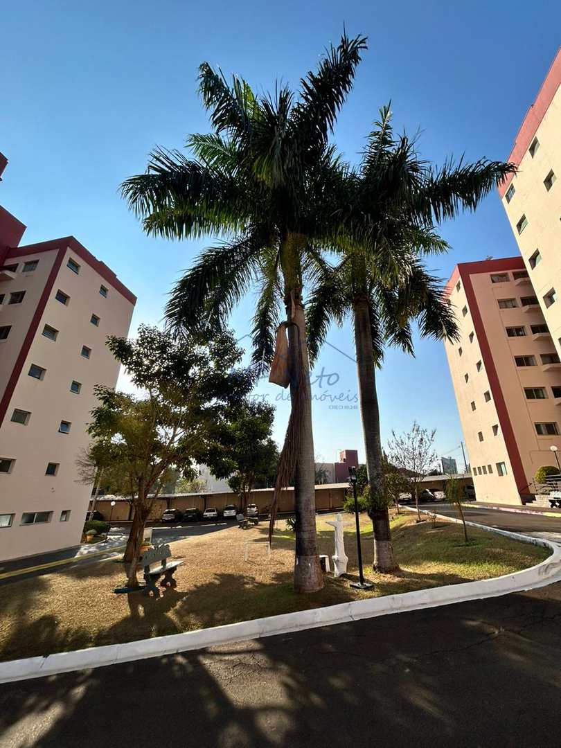 Apartamento à venda com 2 quartos, 79m² - Foto 3