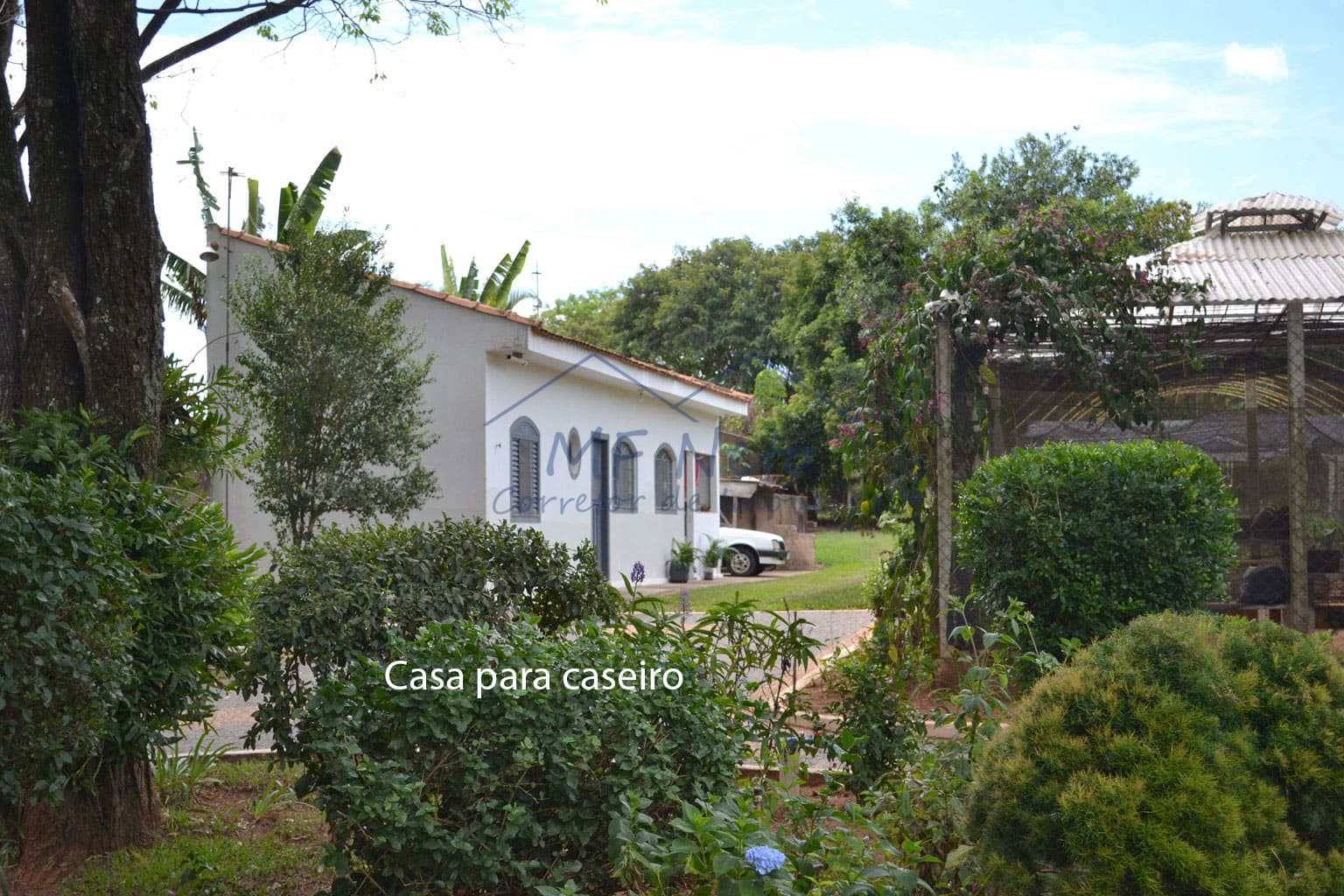 Chácara à venda com 6 quartos, 6100m² - Foto 15